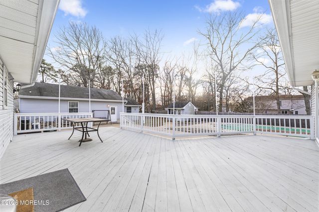 364 Railroad Avenue, Bayville, NJ 08721