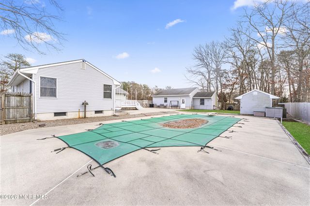 364 Railroad Avenue, Bayville, NJ 08721