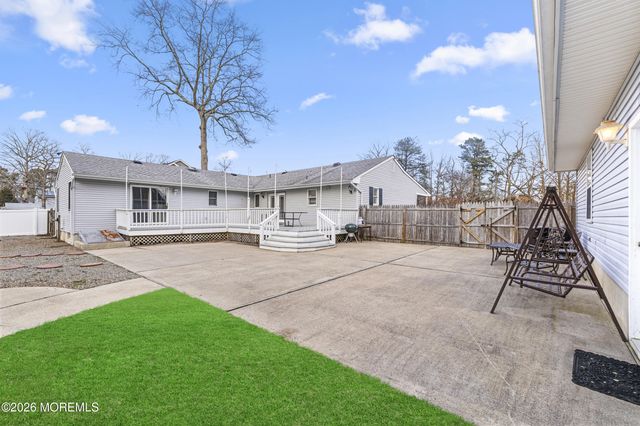 364 Railroad Avenue, Bayville, NJ 08721