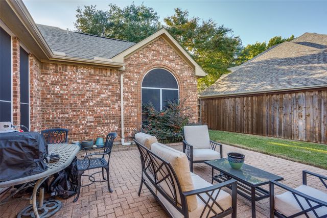 7800 Hamburg Court, Plano, TX 75025