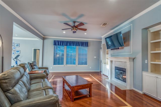 7800 Hamburg Court, Plano, TX 75025