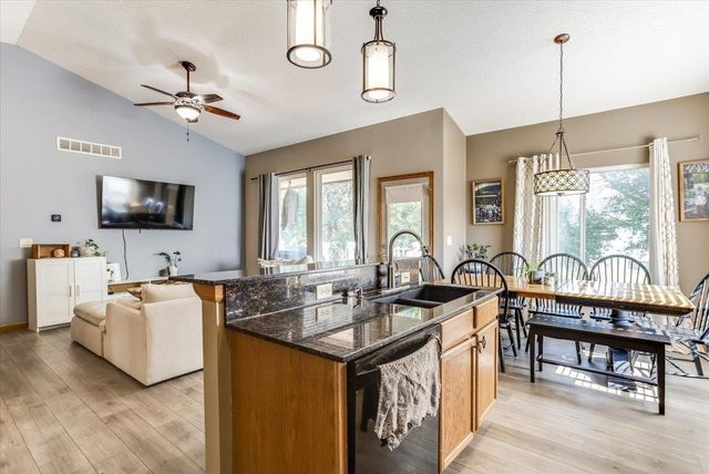 10405 W Greenfield St, Wichita, KS 67215