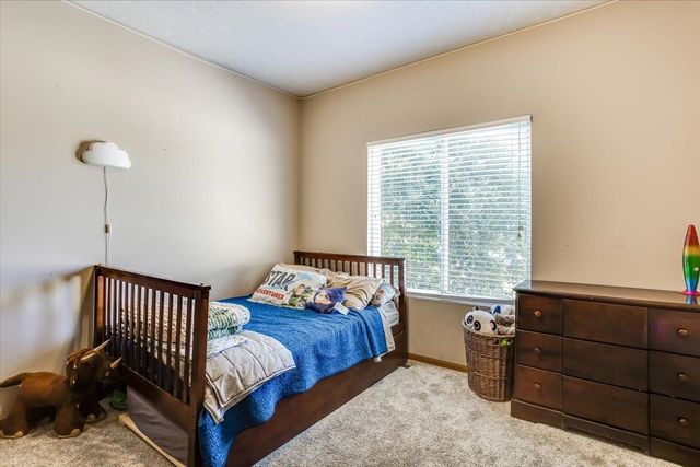 10405 W Greenfield St, Wichita, KS 67215