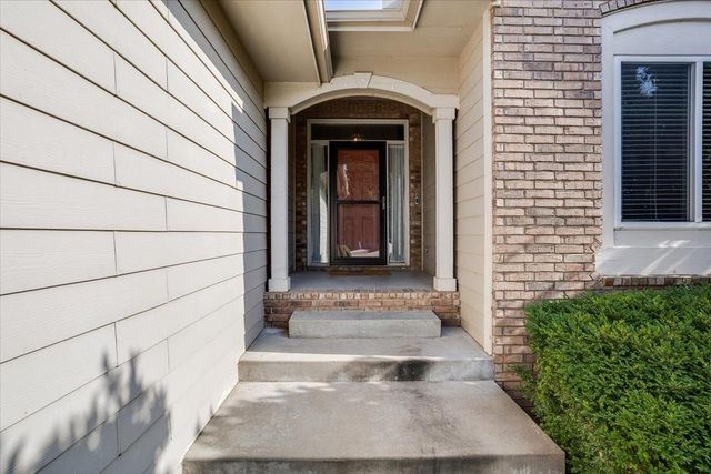 10405 W Greenfield St, Wichita, KS 67215