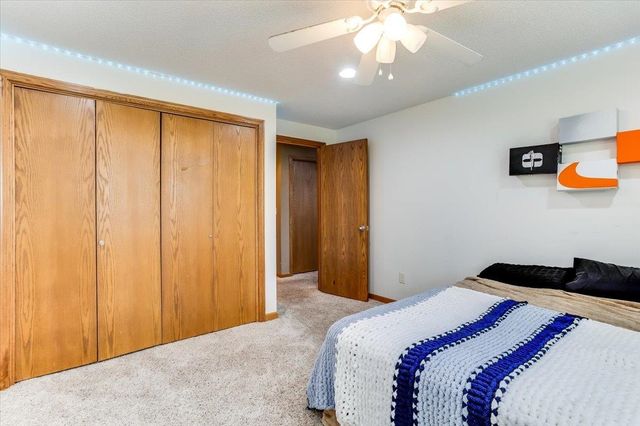 10405 W Greenfield St, Wichita, KS 67215