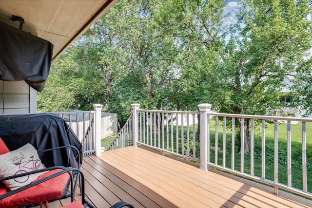 10405 W Greenfield St, Wichita, KS 67215