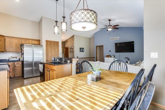 10405 W Greenfield St, Wichita, KS 67215