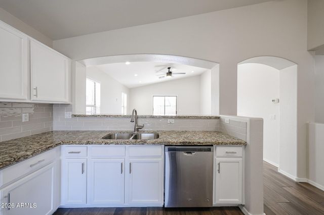 10743 W COOLIDGE Street, Phoenix, AZ 85037