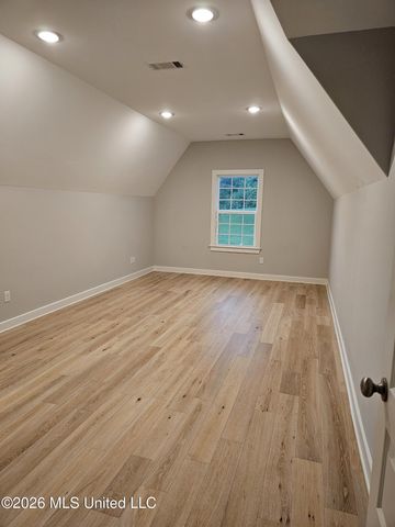 7175 E Harrier Drive, Olive Branch, MS 38654