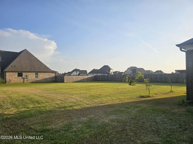 7175 E Harrier Drive, Olive Branch, MS 38654