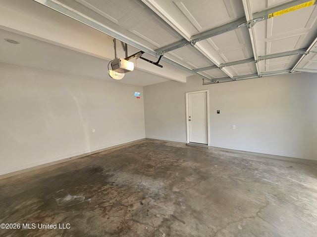 7175 E Harrier Drive, Olive Branch, MS 38654