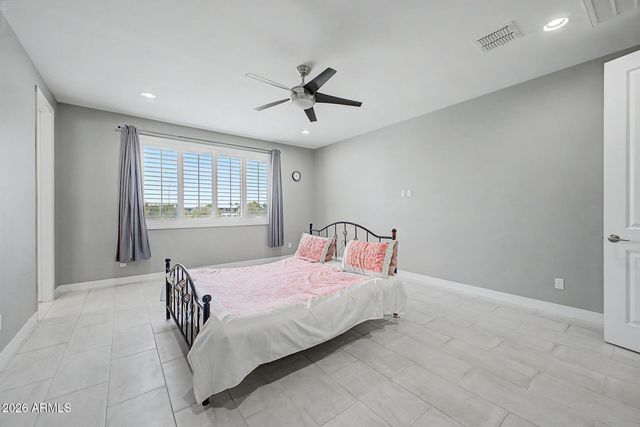 200 E WISTERIA Drive, Chandler, AZ 85286