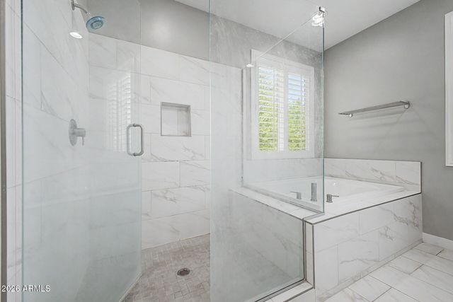 200 E WISTERIA Drive, Chandler, AZ 85286