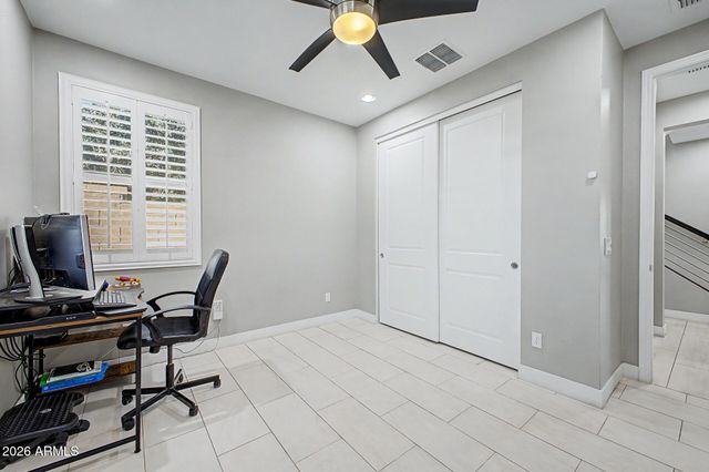 200 E WISTERIA Drive, Chandler, AZ 85286