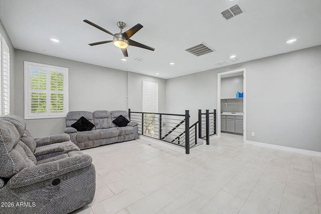 200 E WISTERIA Drive, Chandler, AZ 85286