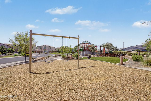 200 E WISTERIA Drive, Chandler, AZ 85286