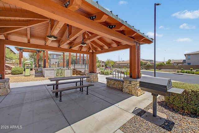 200 E WISTERIA Drive, Chandler, AZ 85286