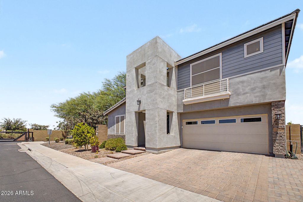 200 E WISTERIA Drive, Chandler, AZ 85286 — photo 4