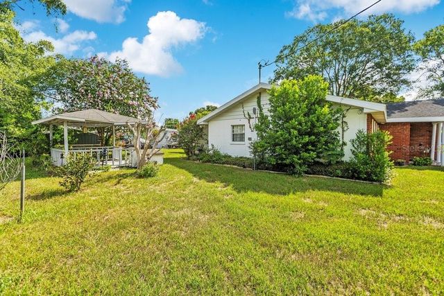 132 ANARECE AVENUE, Auburndale, FL 33823