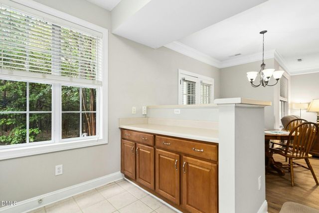 613 Ives Court, Chapel Hill, NC 27514