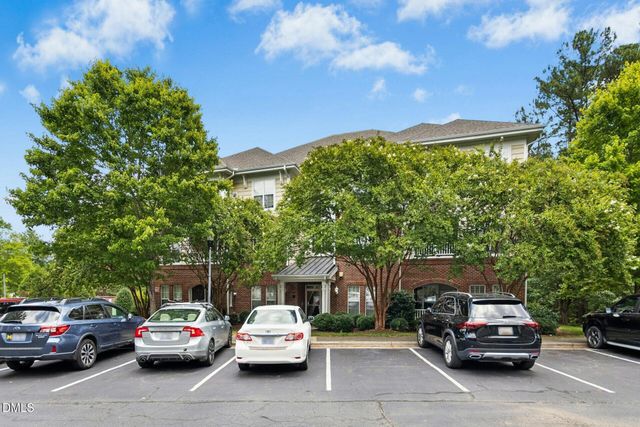 613 Ives Court, Chapel Hill, NC 27514