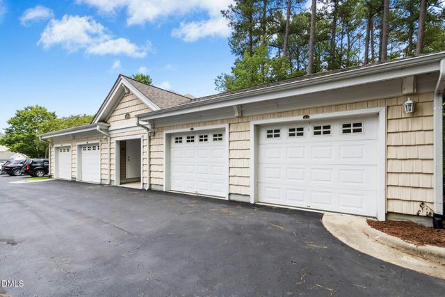 613 Ives Court, Chapel Hill, NC 27514