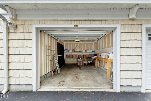 613 Ives Court, Chapel Hill, NC 27514