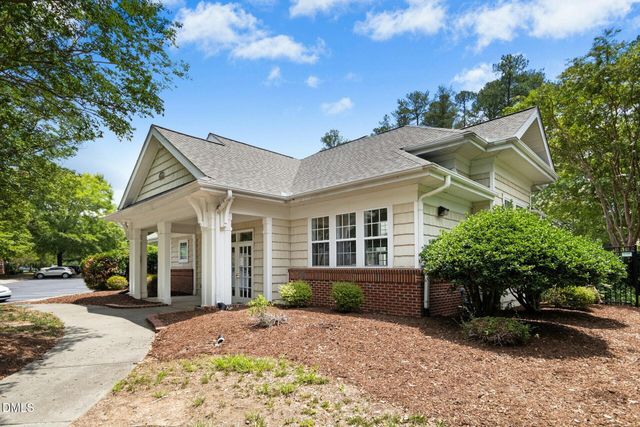 613 Ives Court, Chapel Hill, NC 27514