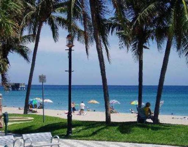 4096 Westbury H 4096, Deerfield Beach, FL 33442