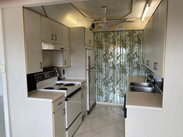 4096 Westbury H 4096, Deerfield Beach, FL 33442