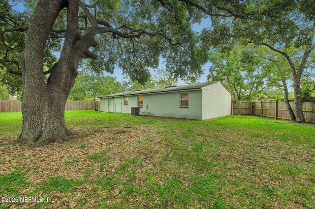1292 EAGLE Court, Orange Park, FL 32065