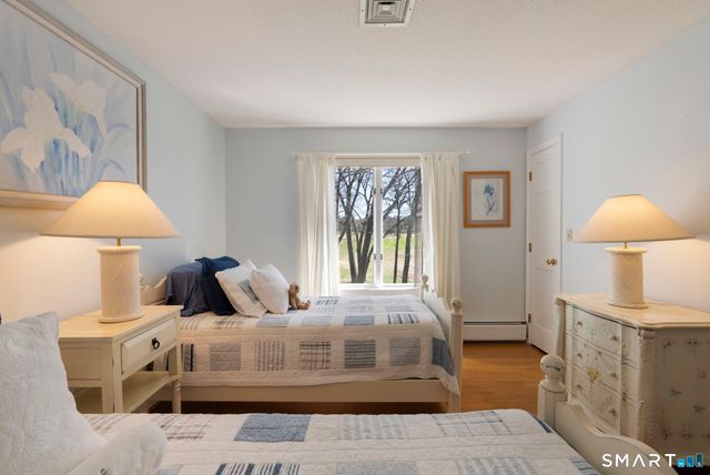 29 Woodland Drive, Avon, CT 06001