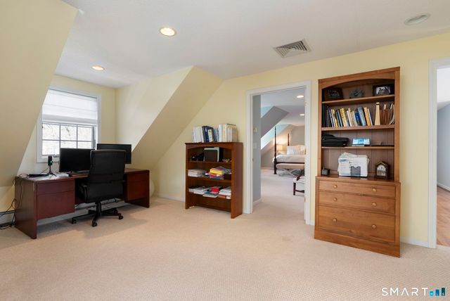 29 Woodland Drive, Avon, CT 06001