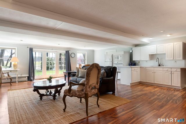 29 Woodland Drive, Avon, CT 06001