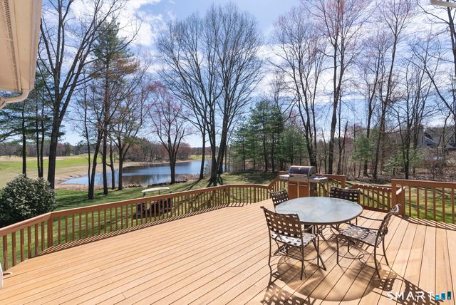 29 Woodland Drive, Avon, CT 06001
