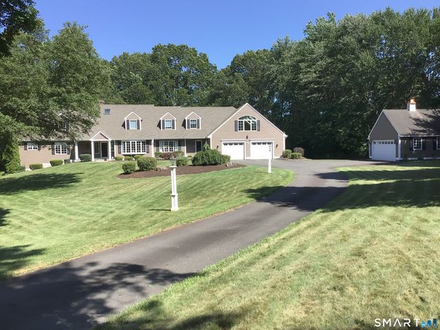 29 Woodland Drive, Avon, CT 06001