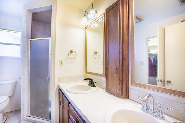 1101 Fifth, Comfort, TX 78013