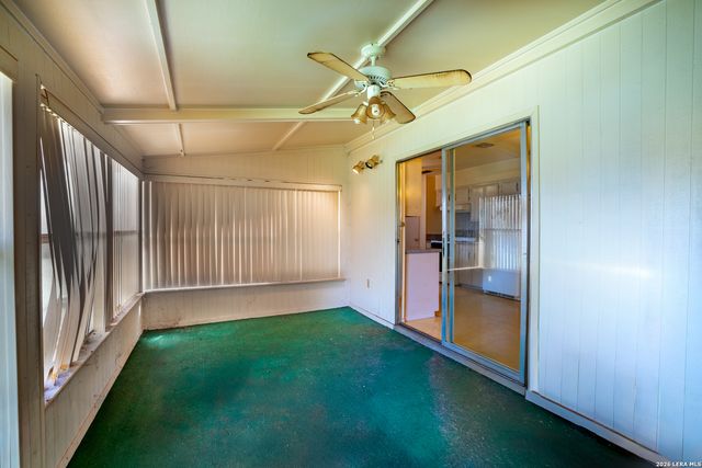 1101 Fifth, Comfort, TX 78013