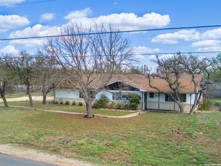 1101 Fifth, Comfort, TX 78013