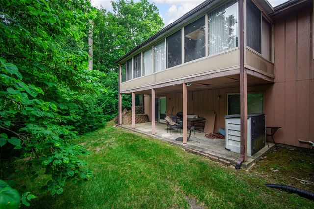1599 Long Bow Lane, West Carrollton, OH 45449