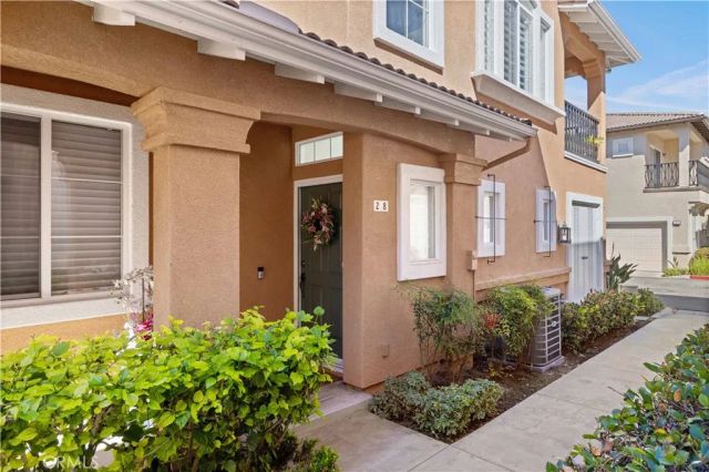 28 Poppy, Irvine, CA 92618