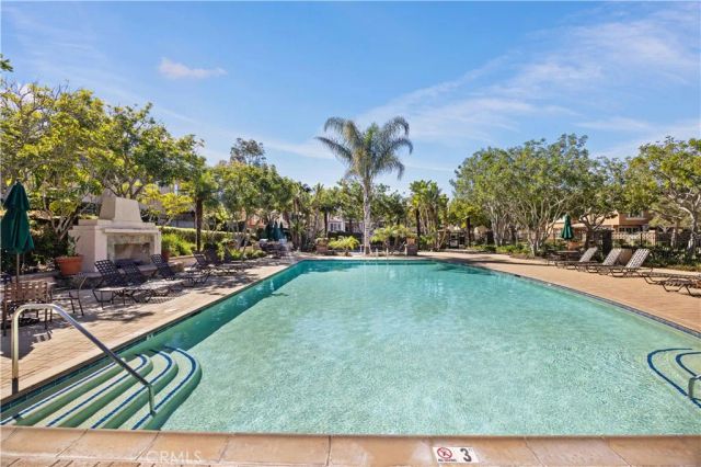 28 Poppy, Irvine, CA 92618