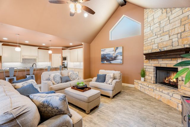 3414 Fountain Way, Granbury, TX 76049