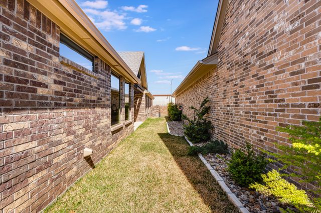 3414 Fountain Way, Granbury, TX 76049