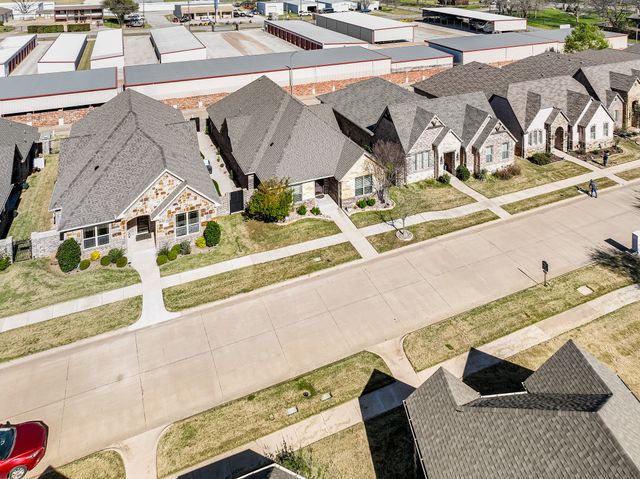 3414 Fountain Way, Granbury, TX 76049