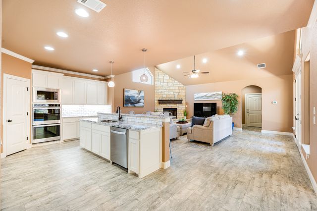 3414 Fountain Way, Granbury, TX 76049