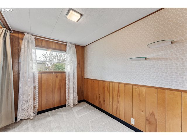 2681 Se RIVER Rd 6, Hillsboro, OR 97123