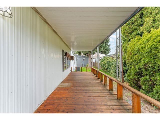 2681 Se RIVER Rd 6, Hillsboro, OR 97123