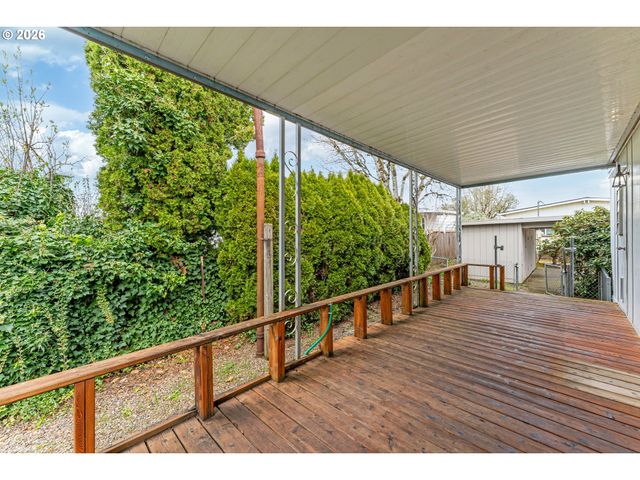 2681 Se RIVER Rd 6, Hillsboro, OR 97123