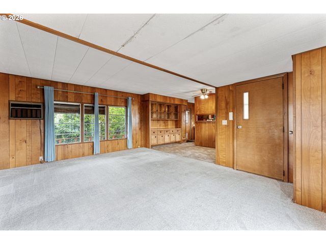 2681 Se RIVER Rd 6, Hillsboro, OR 97123